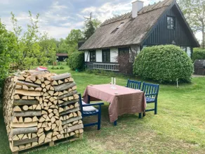 Family-friendly lovely house with terrace, garden & barbeque | Water view | Suitable for remote work | Pet-friendly - Image 2