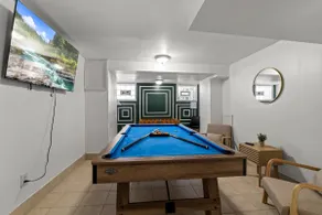 Stadium District Quarters | 3 Bedrooms + Game Room - Image 2