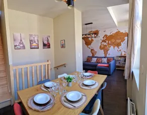 Globe-Rêveur, vue Beffroi & WiFi, Hypercentre - Image 4
