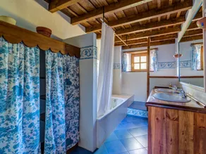 Casa de Encimabia - Image 3