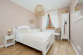 Apartment with Parking and Garden near the PGE Stadium in Warsaw by Noclegi Renters - Image 2