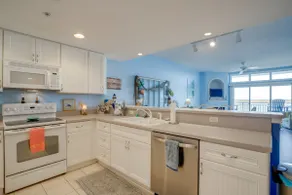 Walk to Main St: Condo w/ Pool Access in Crisfield - Image 5