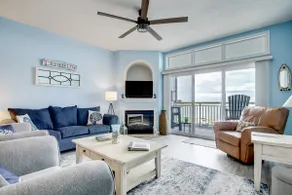 Walk to Main St: Condo w/ Pool Access in Crisfield - Image 3