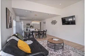 Cherish Every Moment 4BR/3BA So Close to Riverwalk - Image 5