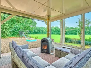 House in Reutum with Jacuzzi & Forest View - Image 3