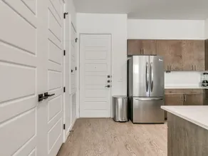 New LUX 2-Bed Apt @ UCO #212 - Image 3
