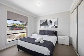 Bendigo Signature Accommodation on Averys - Image 4