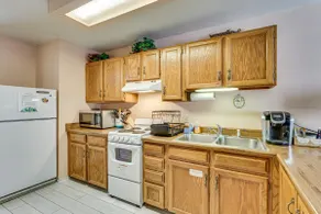 < Half-mi to Red River Ski Area: Townhome w/ Patio - Image 3