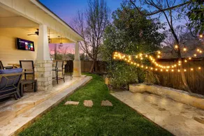 Relax & Entertain | Firepit, Grill, Near Riverwalk - Image 2