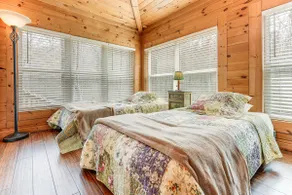 7 Mi to Lake Chatuge: Creekside Cabin w/ Decks! - Image 5