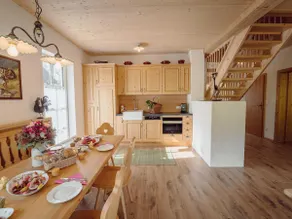 Chalet near Lake Grundlsee & Ski Lift - Image 2