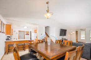 Family/Friend Escape | Patio, Games, Near Lambeau - Image 2