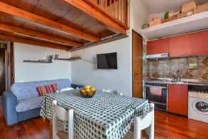 Apartment in Cavo by the sea - Image 5