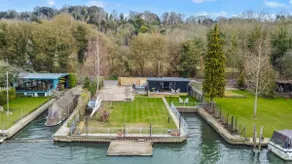 River Cabin With Mooring and hot tub - Image 5