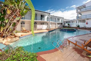Luxury Lagoon Ocean Escape - 2BR Sofabed Sleep 6! - Image 2