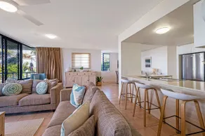Beachfront Apt w rooftop spa at Marcoola Beach - Image 2