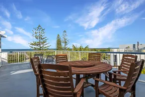 Beachfront Apt w rooftop spa at Marcoola Beach - Image 3