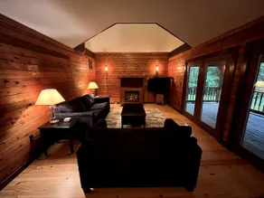 Calm Water Cabin Lake Anna - Image 4