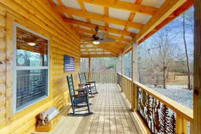 Private 1BR Murphy Cabin, Mountain Views, Wifi - Image 3