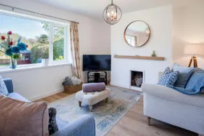 The Willows - 2 Bedroom Cottage - Oxwich - Image 3