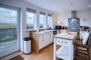 Ty Seren - 2 Bedroom Apt - Bayview Oxwich - Image 2