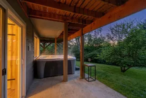 Cozy Home•Hot Tub•Sauna•EV Charger•Bay & Dining 5m - Image 3