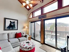 Alpine Loft and Lake | Great Views & Location - Image 4
