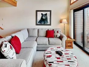 Alpine Loft and Lake | Great Views & Location - Image 5