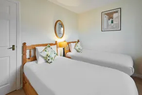 Host & Stay - Homewood - Image 5