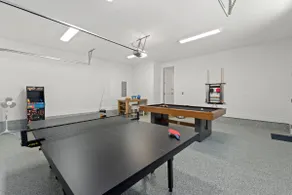 Luxury Home with Pool & Spa, Game Room, 2 bikes - Image 5