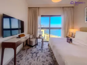 Dream Inn - 3BR Apartment with Full Sea View - Image 2