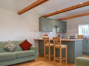Brooklands Farm Cottage - Image 4