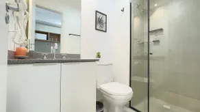Sophisticated Getaway in SP | Exclusive King Bed - Image 4
