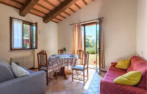 Gorgeous Home In Urbania - Image 5