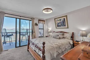 Beautiful Lakeview Chateau With Stunning Views 3 Bedroom Home - Image 5