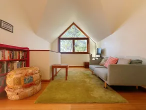 Snug Sanctuary A gem in the forest 20 min to CBD - Image 4