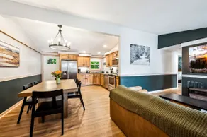 Shore Suite | Downtown Fish Creek ~ Dog-friendly - Image 1