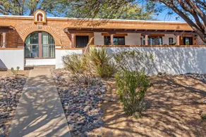 Elegant Green Valley Villa 55+ - Image 3