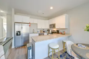 5 Mi to Charlotte Motor Speedway: Cozy Townhome - Image 2