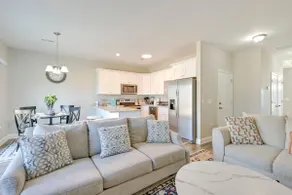 Stay & Play: Spacious Concord Townhome Near Uptown - Image 5