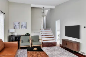 Vacation Home in Albany - Image 5