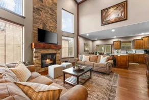 Lodge! Table Rock Lake! Near Branson Amenities! - Image 2