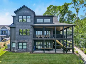 SML Sunset Escape~7 Bedroom/5 Bath~Sleeps 18 - Image 3