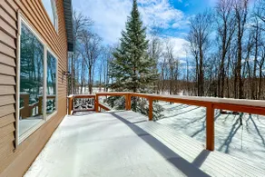 Cozy Outdoorsy Retreat Near Downtown & Lakes - Image 3