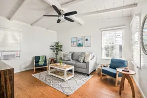 Beachside 1BR Haven Near Ocean & Outdoor Space - Image 2