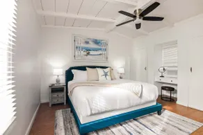 Beachside 1BR Haven Near Ocean & Outdoor Space - Image 4