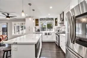 Spacious 5BR Group Retreat w/ Backyard Lounge - Image 4