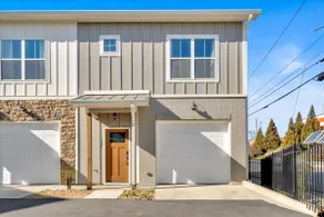 New Townhouse~Garage parking~Gated~Downtown Rome - Image 5