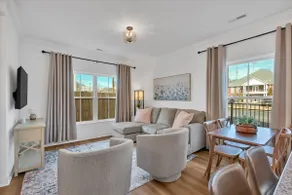 New Townhouse~Garage parking~Gated~Downtown Rome - Image 2
