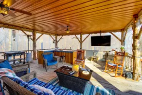 Reel in Fish, Relax By Fire: Mcminnville Cabin - Image 2